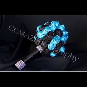 Two Bouquets made of Satin Rolled Roses